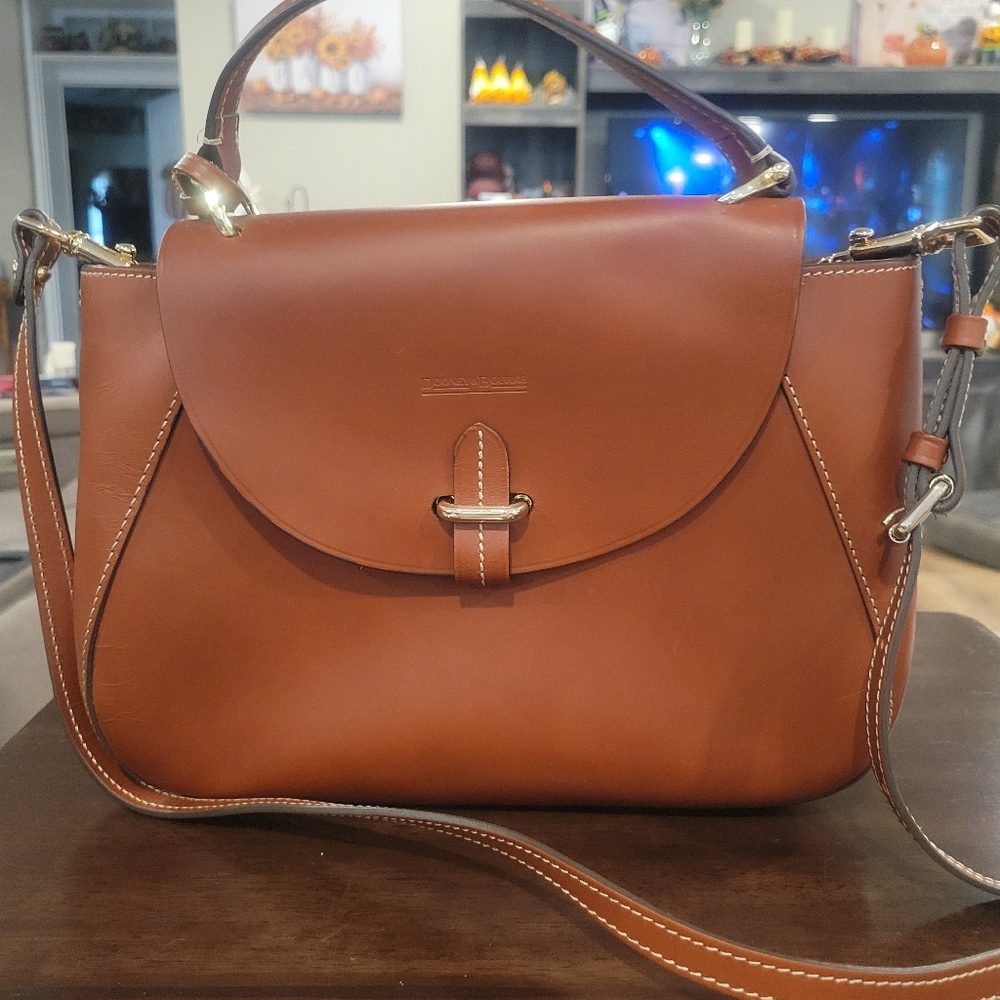 Dooney and Bourke Alto Brown Leather Handbag